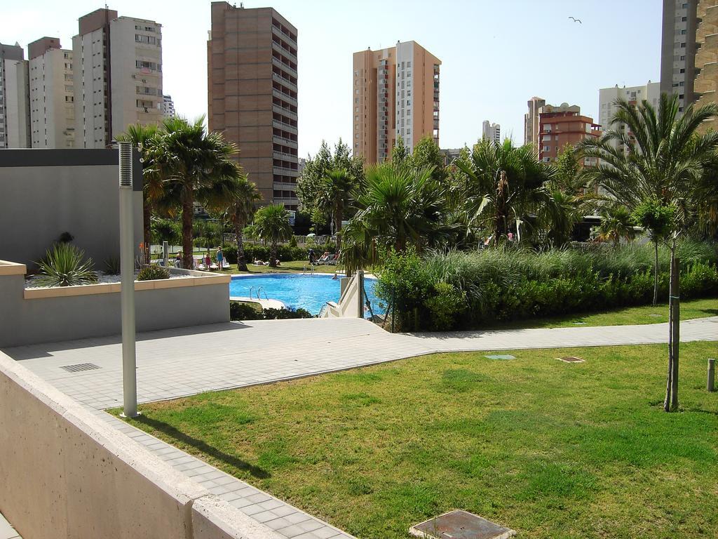 Apartamentos Con Terraza Torre D'Oboe By Renthas Benidorm Luaran gambar