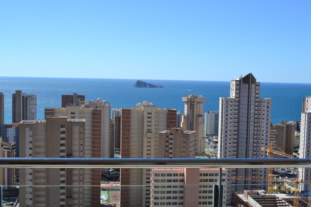 Apartamentos Con Terraza Torre D'Oboe By Renthas Benidorm Luaran gambar
