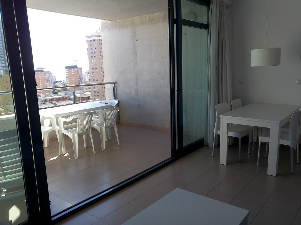 Apartamentos Con Terraza Torre D'Oboe By Renthas Benidorm Luaran gambar