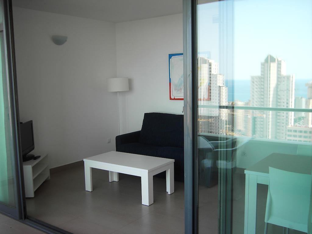 Apartamentos Con Terraza Torre D'Oboe By Renthas Benidorm Bilik gambar