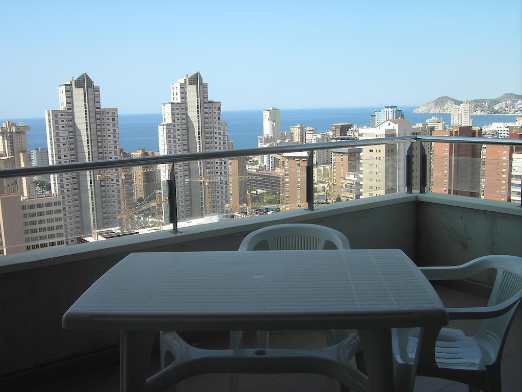 Apartamentos Con Terraza Torre D'Oboe By Renthas Benidorm Bilik gambar