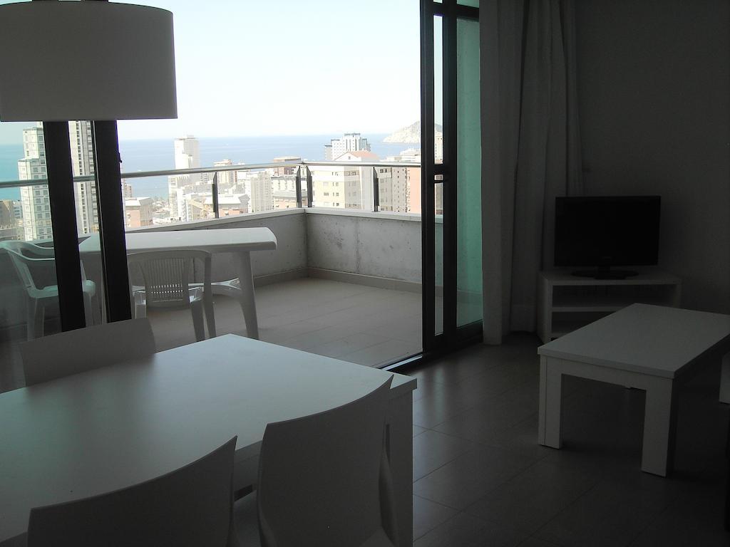 Apartamentos Con Terraza Torre D'Oboe By Renthas Benidorm Bilik gambar