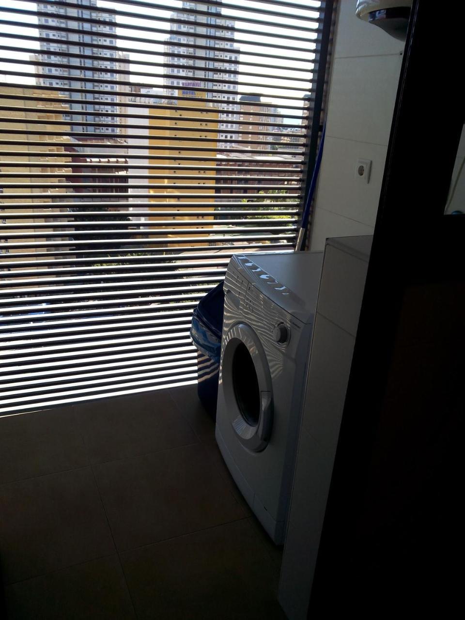Apartamentos Con Terraza Torre D'Oboe By Renthas Benidorm Luaran gambar