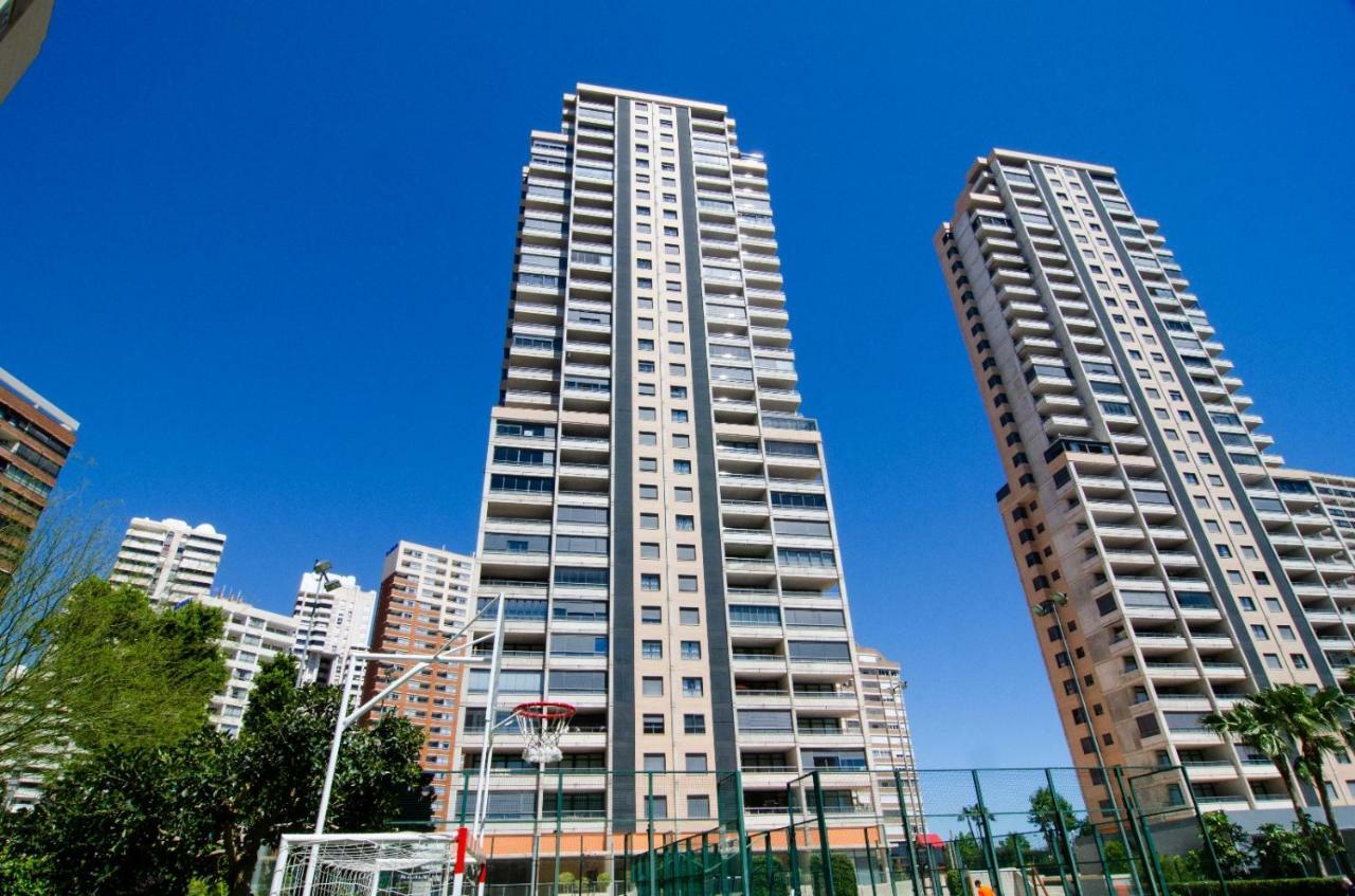Apartamentos Con Terraza Torre D'Oboe By Renthas Benidorm Luaran gambar