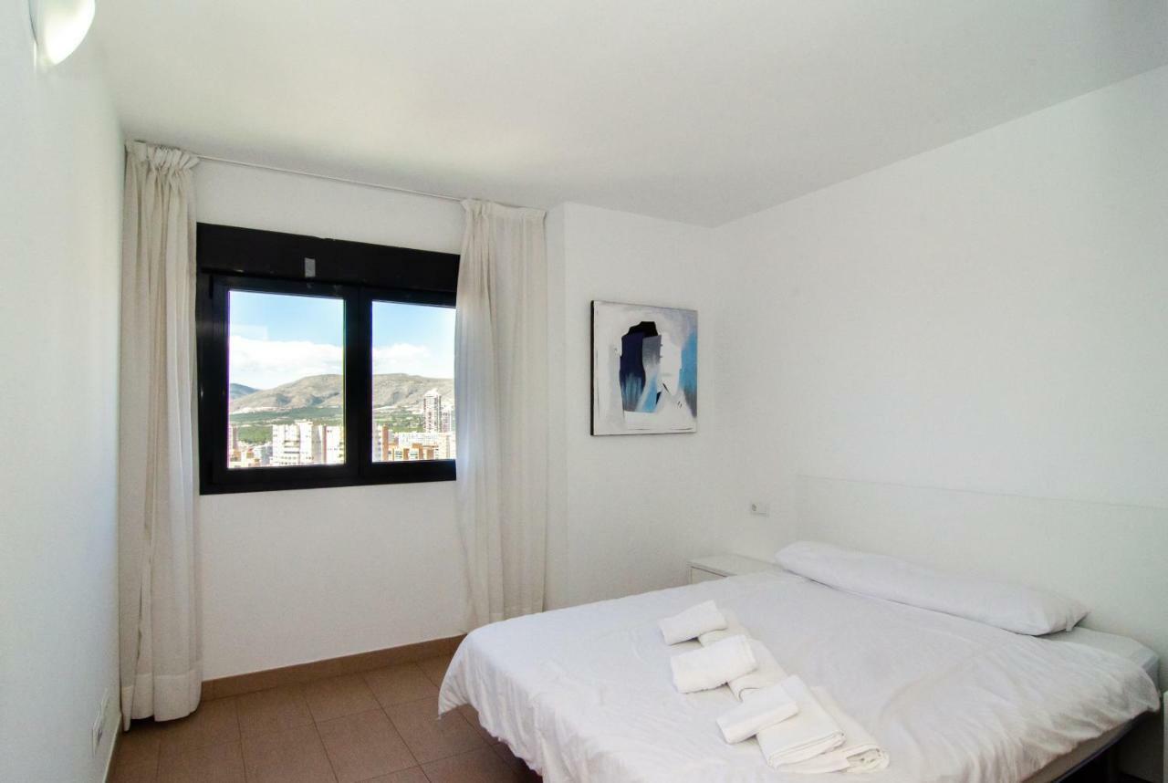 Apartamentos Con Terraza Torre D'Oboe By Renthas Benidorm Luaran gambar