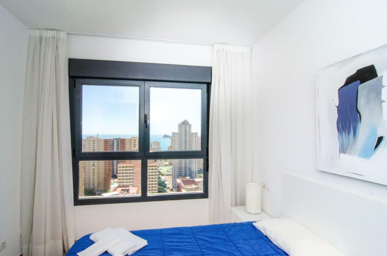 Apartamentos Con Terraza Torre D'Oboe By Renthas Benidorm Luaran gambar