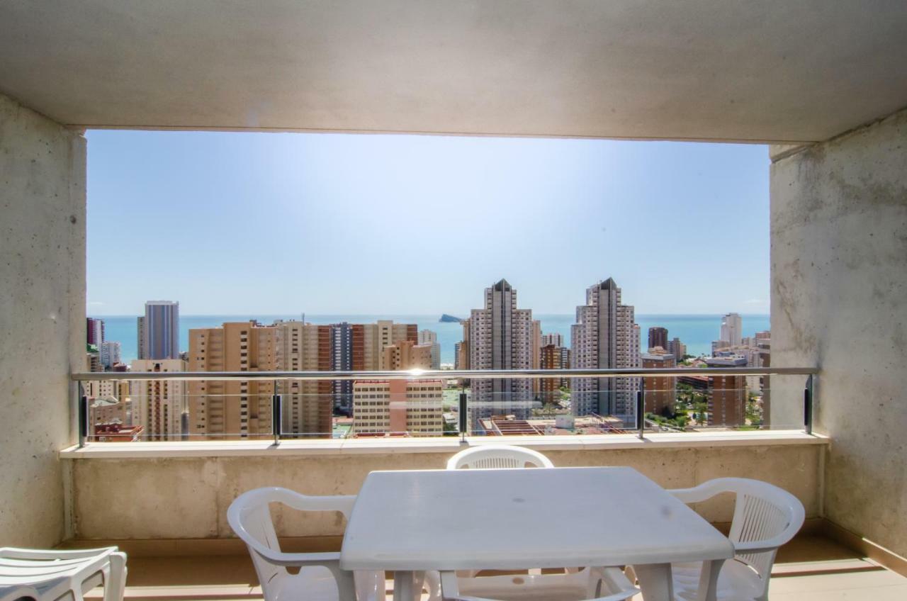 Apartamentos Con Terraza Torre D'Oboe By Renthas Benidorm Luaran gambar