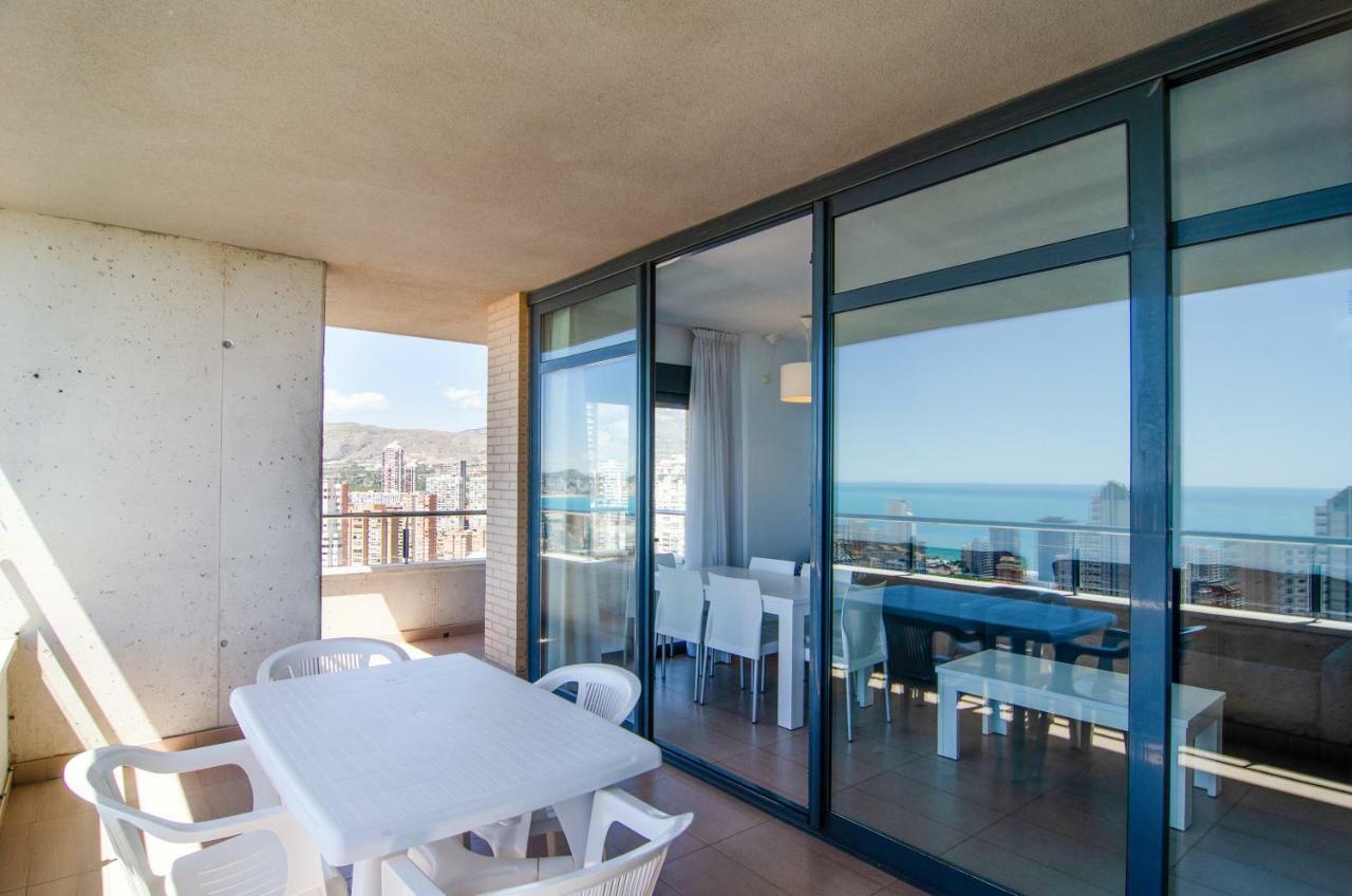 Apartamentos Con Terraza Torre D'Oboe By Renthas Benidorm Luaran gambar